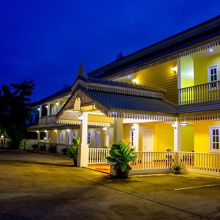 Raiwin Buri Resort Phrae Esterno foto