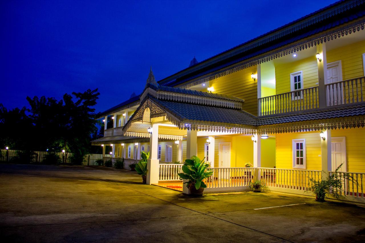 Raiwin Buri Resort Phrae Esterno foto